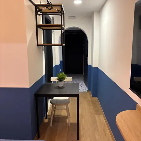 Готель Bloom Boutique *